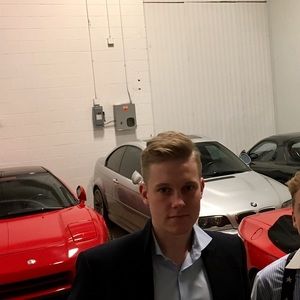 Meet your Posher, Robert